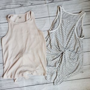 Set of two tank tops.
